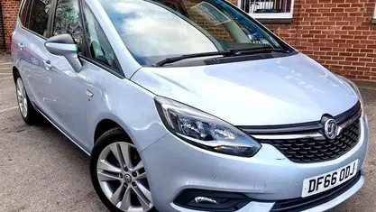 Used Vauxhall Zafira Tourer SRi 140 HP (102 kW) 2018 MPV