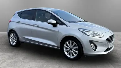 Used Ford Fiesta Titanium 125 HP (91 kW) 2021 Silver Hatchback