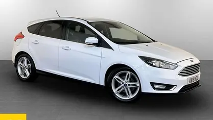 Used Ford Focus Titanium 125 HP (91 kW) 2017 Hatchback