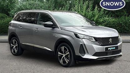 Second-hand Peugeot 5008 GTi 131 CP (96 kW) 2023 Gri SUV
