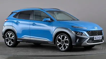 Second-hand Hyundai Kona Premium 120 CP (88 kW) 2022 Albastru SUV