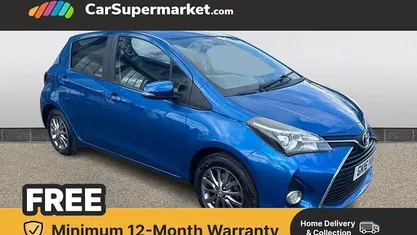 Used Toyota Yaris 99 HP (72 kW) 2016 Blue Hatchback