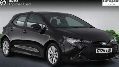Used Toyota Corolla 140 HP (102 kW) 2025 Black Hatchback