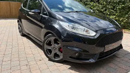 Used Ford Fiesta ST 182 HP (133 kW) 2017 Black Hatchback
