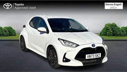 Used Toyota Yaris Hybrid Design 116 HP (85 kW) 2025 Hatchback