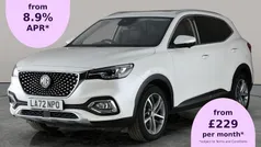 White Used 2022 MG HS Exclusive SUV | £16,696 (Fair price)