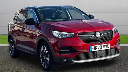 Used Vauxhall Grandland X SRi 131 HP (96 kW) 2020 Red SUV