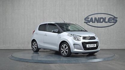 Używany Citroën C1 Shine 72 KM (52 kW) 2021 Szary Hatchback