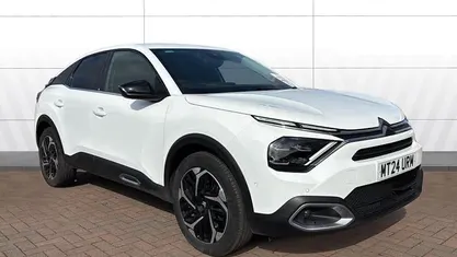 Used Citroën C4 PureTech 131 HP (96 kW) 2024 White SUV