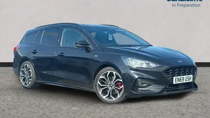 Używany Ford Focus ST-Line X 150 KM (110 kW) 2020 Czarny Kombi