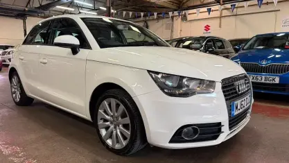 Used Audi A1 Sportback Sport 122 HP (89 kW) 2012 White Hatchback