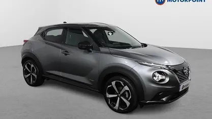 Grey Used 2022 Nissan Juke Tekna SUV | £17,399 (Fair price)