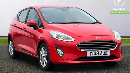Used Ford Fiesta Zetec 86 HP (63 kW) 2019 Red Hatchback