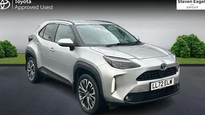 Used 2025 Toyota Yaris Hybrid Estate | £24,270 (Fair price)