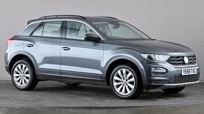 Usado VW T-Roc SE 116 HP (85 kW) 2020 SUV