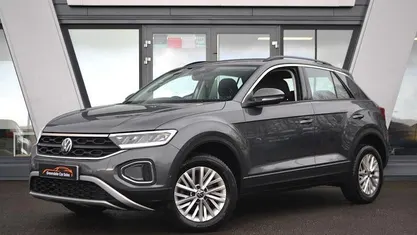 Used VW T-Roc Life 150 HP (110 kW) 2024 SUV