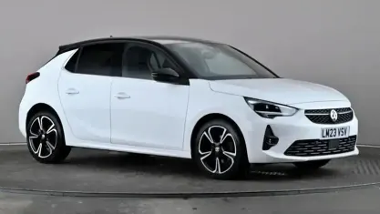Used Vauxhall Corsa Ultimate 101 HP (74 kW) 2023 White Hatchback