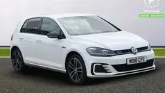 Used 2020 VW Golf VII GTE Hatchback | £13,699 (Fair price)