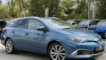 Używany Toyota Auris Touring Sports 136 KM (100 kW) 2018 Kombi