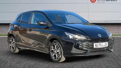 Metallic black pearl Used 2024 MG MG3 Trophy Hatchback | £16,000 (Fair price)