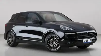 Used Porsche Cayenne Platinum Edition 262 HP (192 kW) 2016 Black SUV