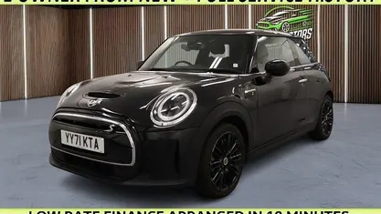 Used Mini Cooper Level 2 135 kW (184 HP) 2023 Hatchback