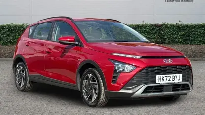 Used Hyundai Bayon SE 101 HP (74 kW) 2022 Red SUV