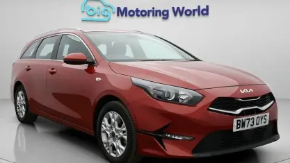 Begagnad Kia Ceed Sportswagon 160 HK (117 kW) 2023 Kombi