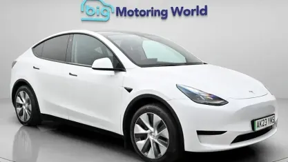 Used Tesla Model Y Standard Range 219 kW (299 HP) 2023 White SUV