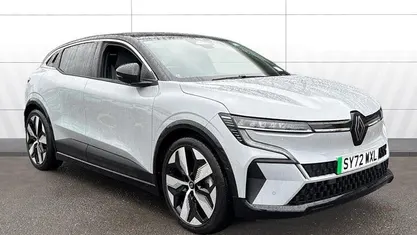 Black Used 2022 Renault Megane E-Tech Techno Hatchback | £18,513 (Fair price)