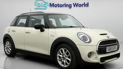 Used 2019 Mini Cooper S Classic Hatchback | £10,500 (Fair price)