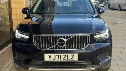 Used 2021 Volvo XC40 Inscription SUV | £23,495 (Fair price)