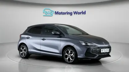 Używany MG MG3 Trophy 194 KM (142 kW) 2025 Szary Hatchback