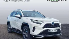 White Used 2025 Toyota RAV4 Hybrid Design SUV | £35,950 (Good price)