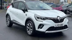 White/black Used 2021 Renault Captur Version S SUV | £14,696 (Fair price)