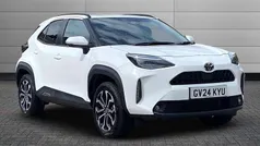 Pure white Used 2024 Toyota Yaris Cross Design SUV | £23,795 (Fair price)