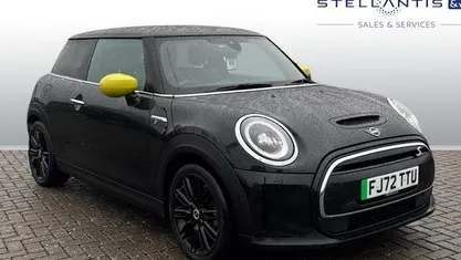 Used Mini Cooper Level 2 135 kW (184 HP) 2023 Hatchback