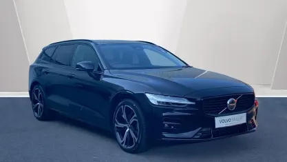 Used Volvo V60 Plus 197 HP (144 kW) 2025 Black Estate