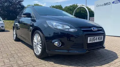 Used Ford Focus Zetec 125 HP (91 kW) 2014 Black Hatchback