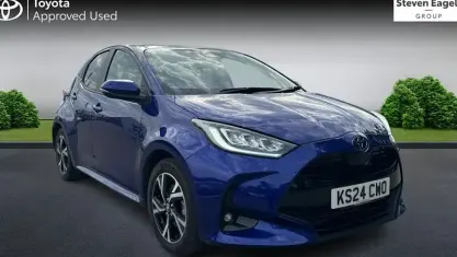 Used Toyota Yaris Design 116 HP (85 kW) 2024 Blue Hatchback