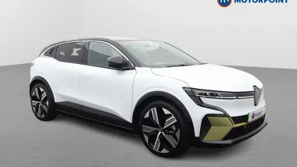 Used Renault Megane E-Tech Iconic 160 kW (218 HP) 2023 White/black Hatchback