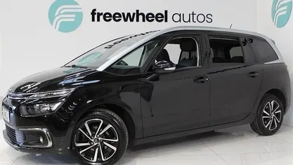 Used Citroën C4 SpaceTourer Shine 131 HP (96 kW) 2022 MPV