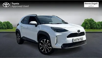 Used 2025 Toyota Yaris Hybrid Design Estate | £23,891 (Fair price)