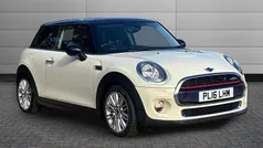 White Used 2016 Mini Cooper D Hatch Hatchback | £7,340 (Good price)