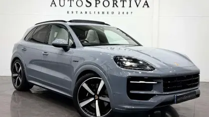 Begagnad Porsche Cayenne 470 HK (345 kW) 2025 SUV