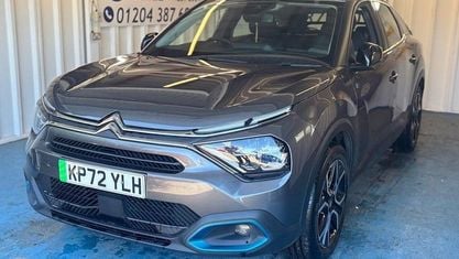 Begagnad Citroën e-C4 100 kW (136 HK) 2021 Grå Halvkombi