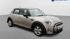 Used 2021 Mini Cooper Classic Hatchback | £12,999 (Fair price)