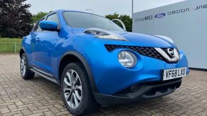 Used Nissan Juke Tekna 113 HP (83 kW) 2019 Blue SUV
