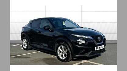 Second-hand Nissan Juke N-Connecta 117 CP (86 kW) 2019 Negru SUV