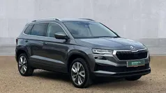 Graphite grey metallic Used 2024 Skoda Karoq SE L SUV | £25,690 (Fair price)